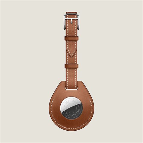 apple air tag hermes|Hermes airtag price.